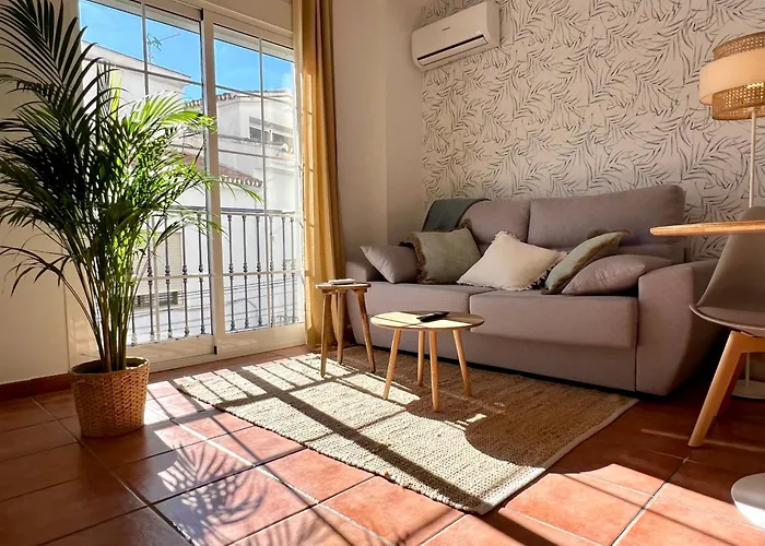 Tranquil Escape In Historic Benalmadena