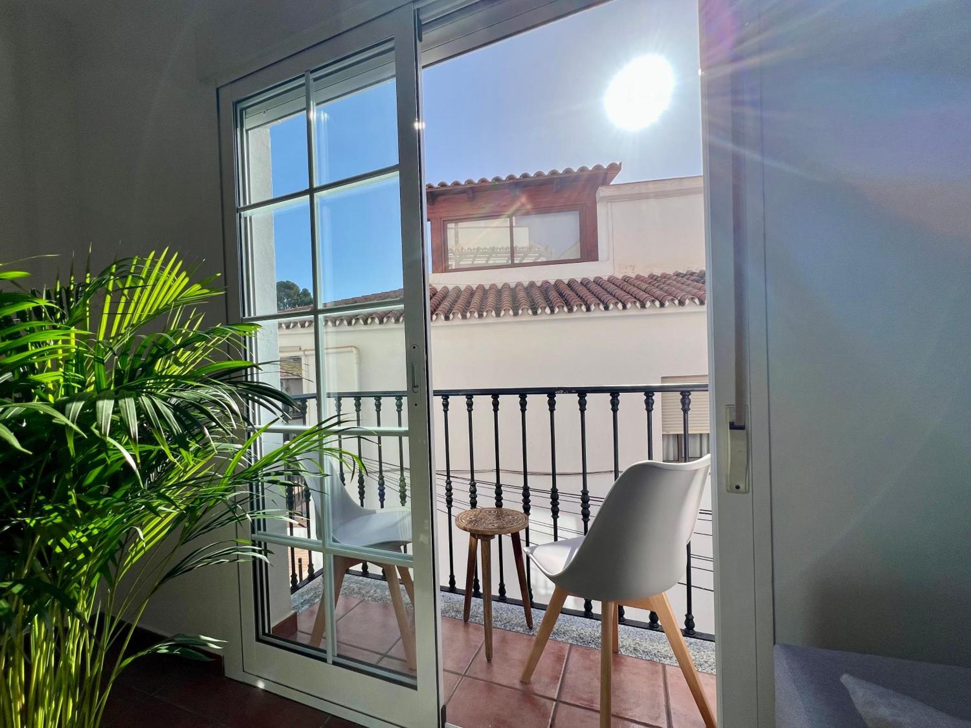Tranquil Escape In Historic Benalmádena